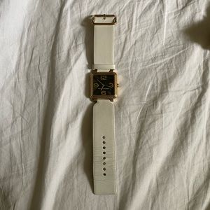 Marc Jacobs women’s Marc Vic leather watch